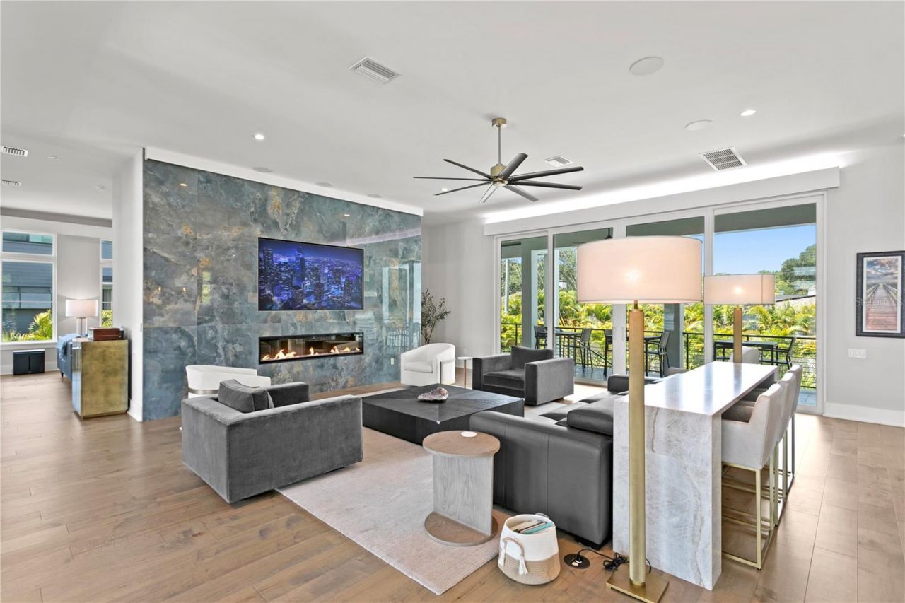 2926 Coffee Pot Boulevard Ne, Saint Petersburg, FL 33704 Photo