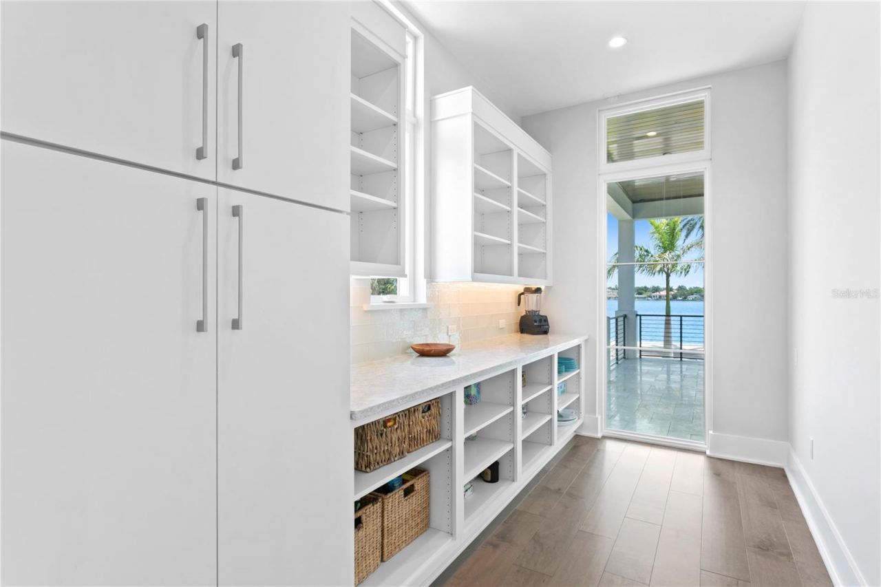 2926 Coffee Pot Boulevard Ne, Saint Petersburg, FL 33704 Photo