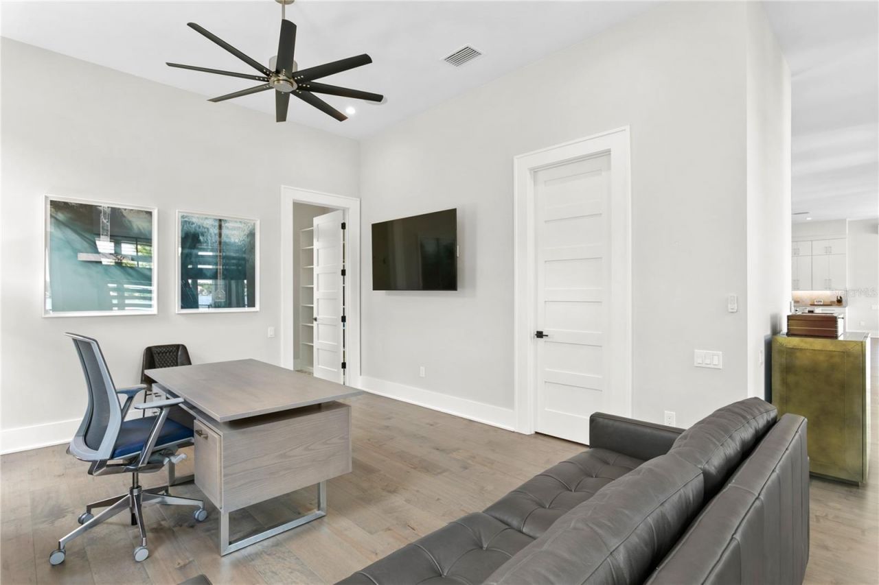 2926 Coffee Pot Boulevard Ne, Saint Petersburg, FL 33704 Photo