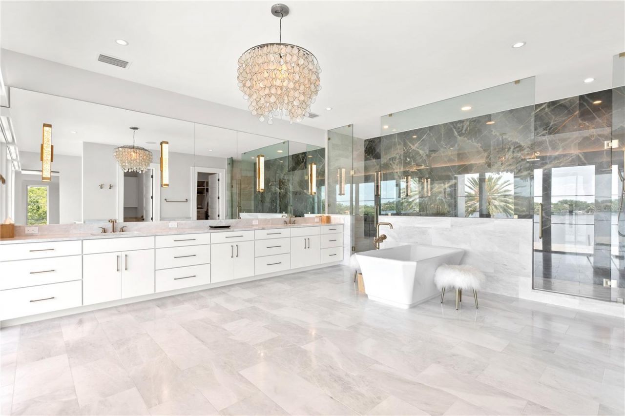 2926 Coffee Pot Boulevard Ne, Saint Petersburg, FL 33704 Photo