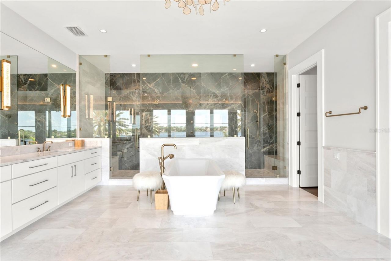2926 Coffee Pot Boulevard Ne, Saint Petersburg, FL 33704 Photo
