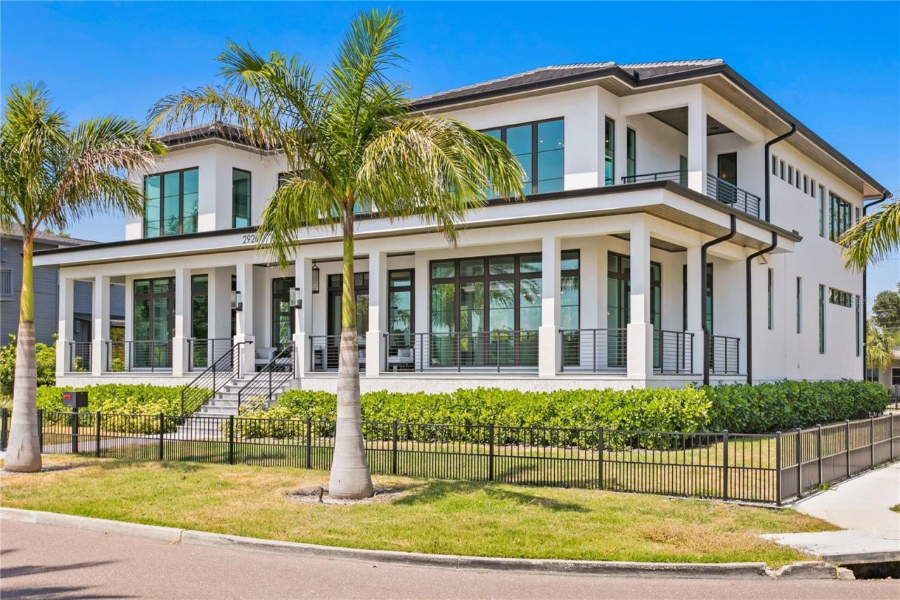 2926 Coffee Pot Boulevard Ne, Saint Petersburg, FL 33704 Photo