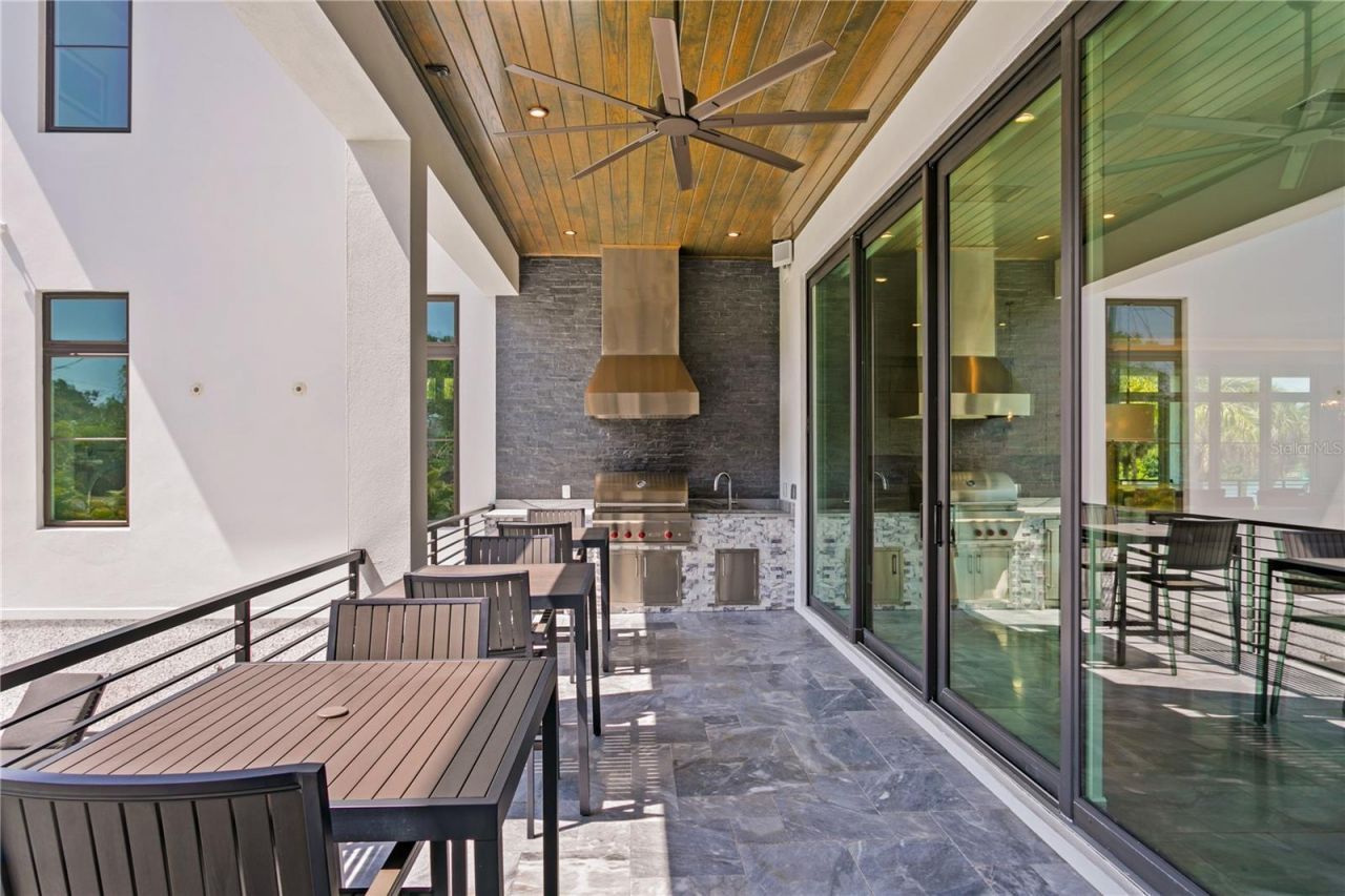 2926 Coffee Pot Boulevard Ne, Saint Petersburg, FL 33704 Photo