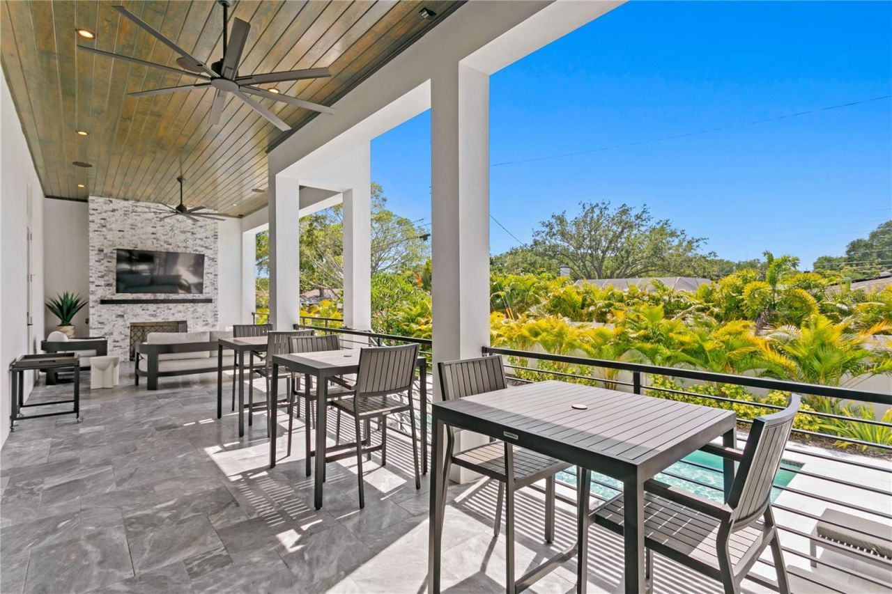 2926 Coffee Pot Boulevard Ne, Saint Petersburg, FL 33704 Photo