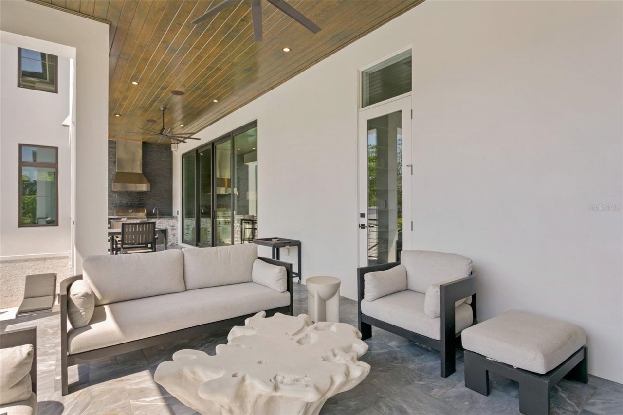 2926 Coffee Pot Boulevard Ne, Saint Petersburg, FL 33704 Photo