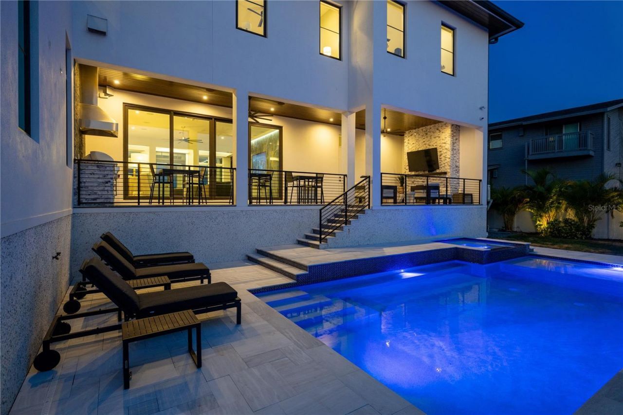 2926 Coffee Pot Boulevard Ne, Saint Petersburg, FL 33704 Photo