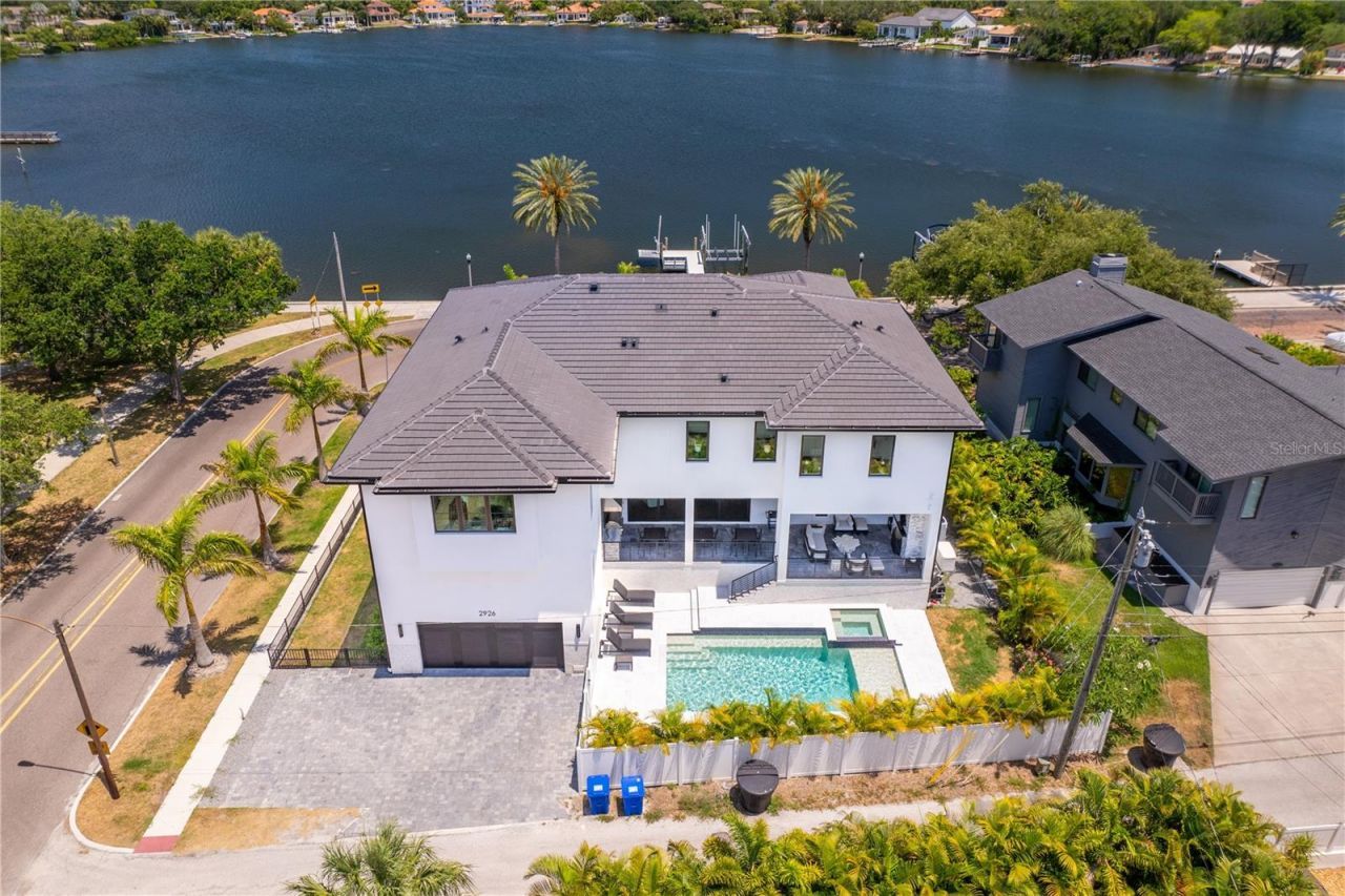 2926 Coffee Pot Boulevard Ne, Saint Petersburg, FL 33704 Photo