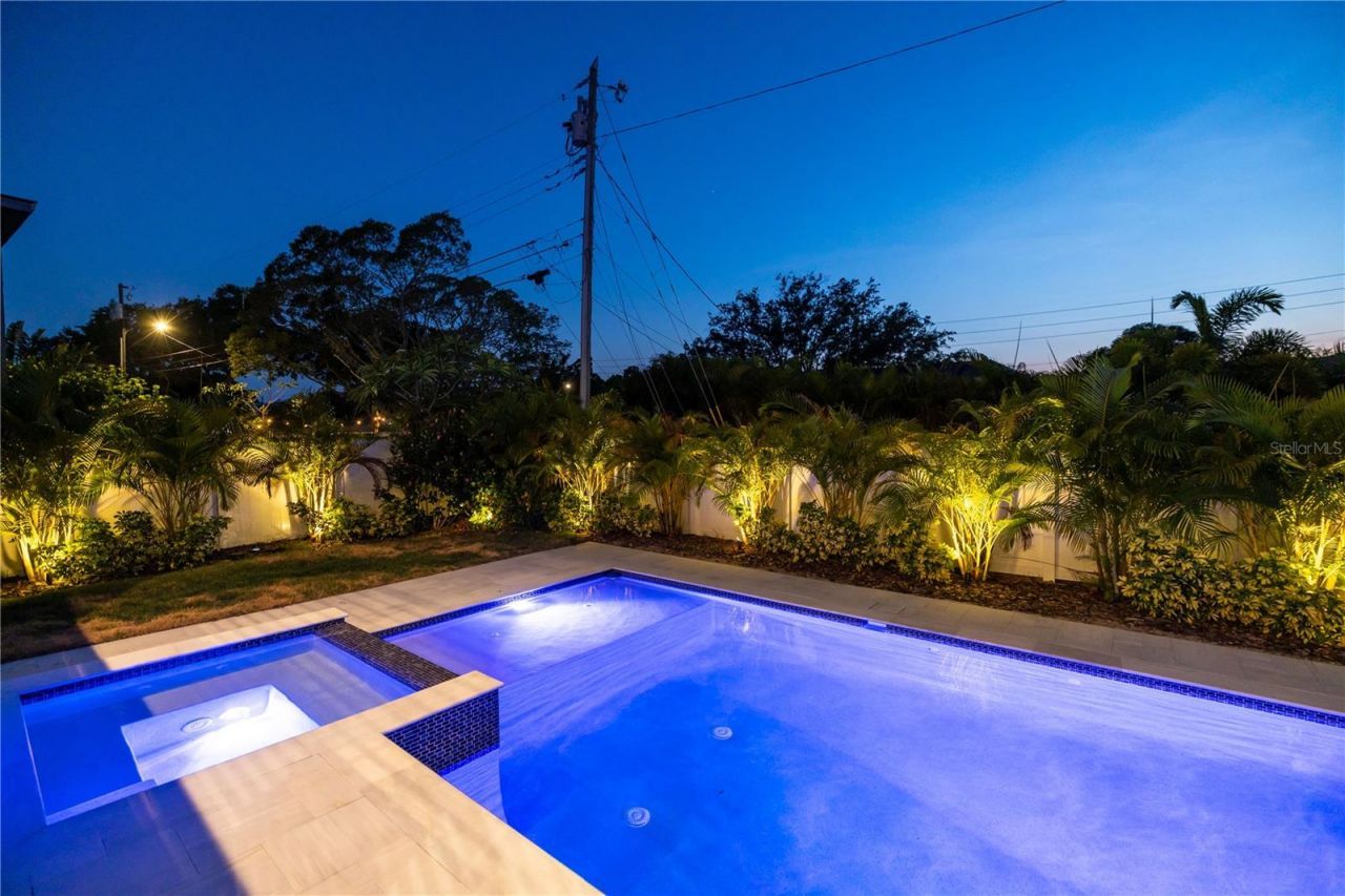 2926 Coffee Pot Boulevard Ne, Saint Petersburg, FL 33704 Photo