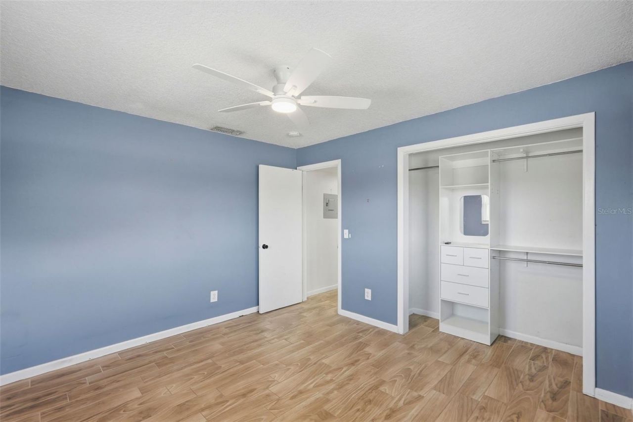 4050 4th Street N, Unit 229, Saint Petersburg, FL 33703 Photo
