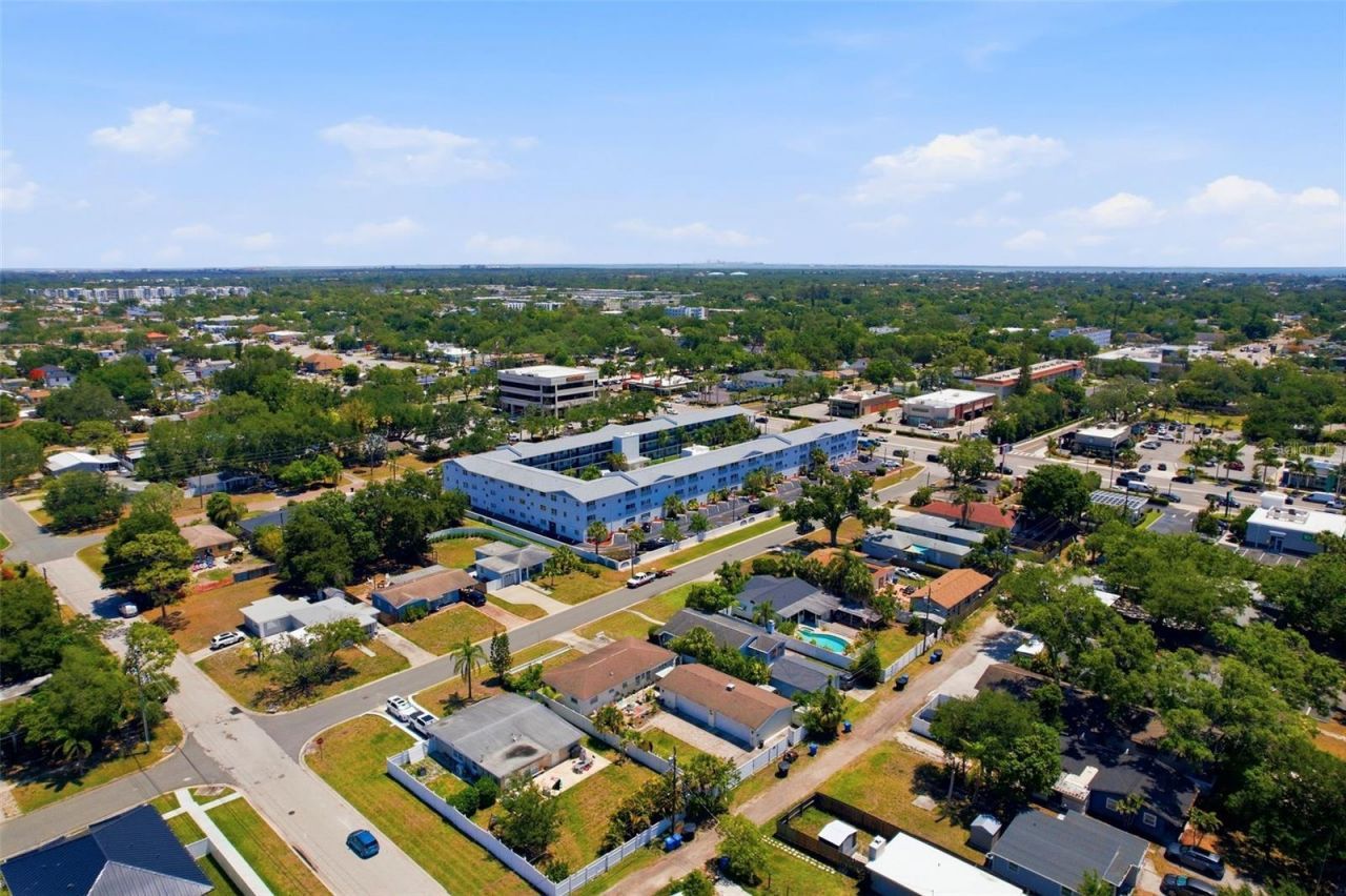 4050 4th Street N, Unit 229, Saint Petersburg, FL 33703 Photo