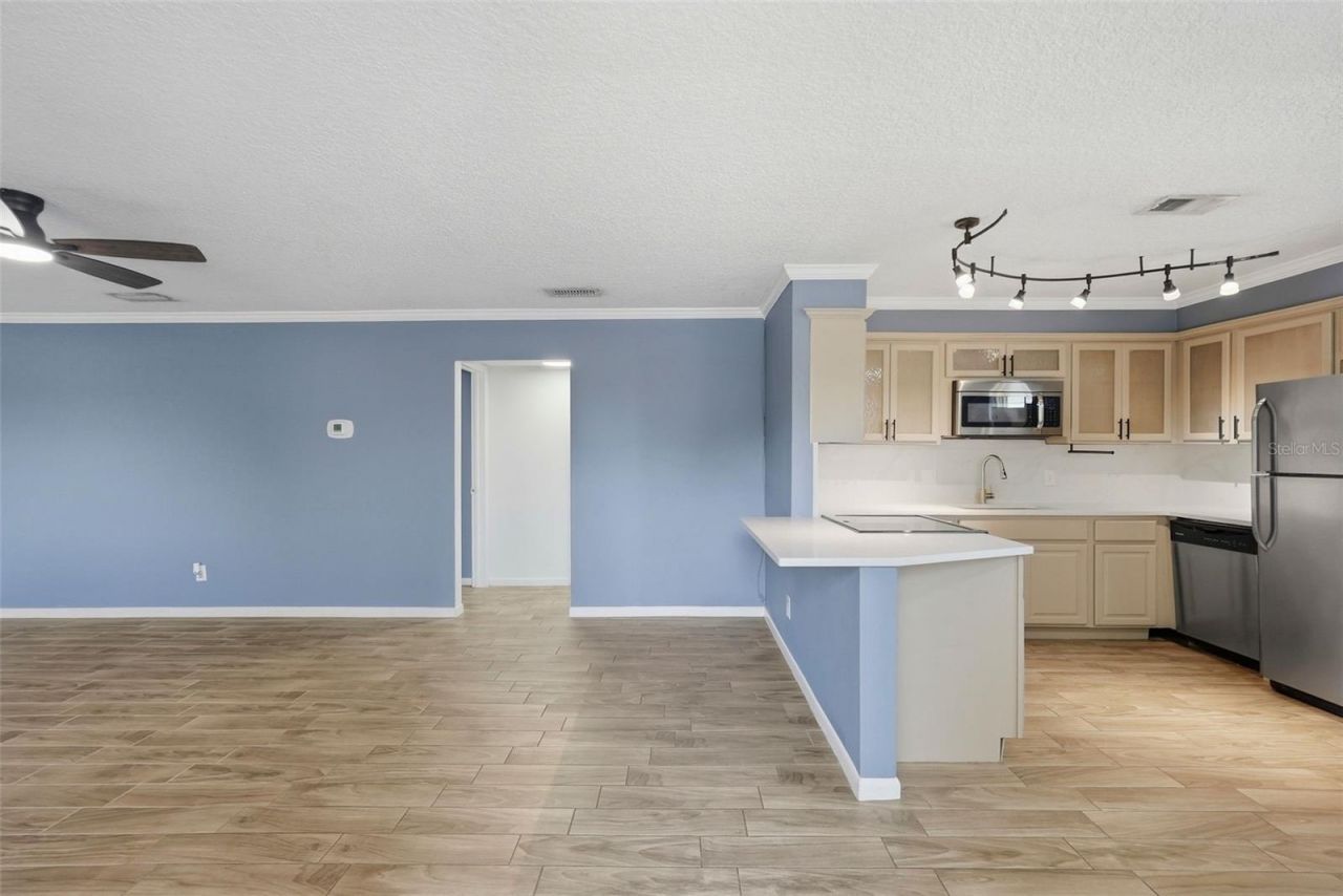 4050 4th Street N, Unit 229, Saint Petersburg, FL 33703 Photo