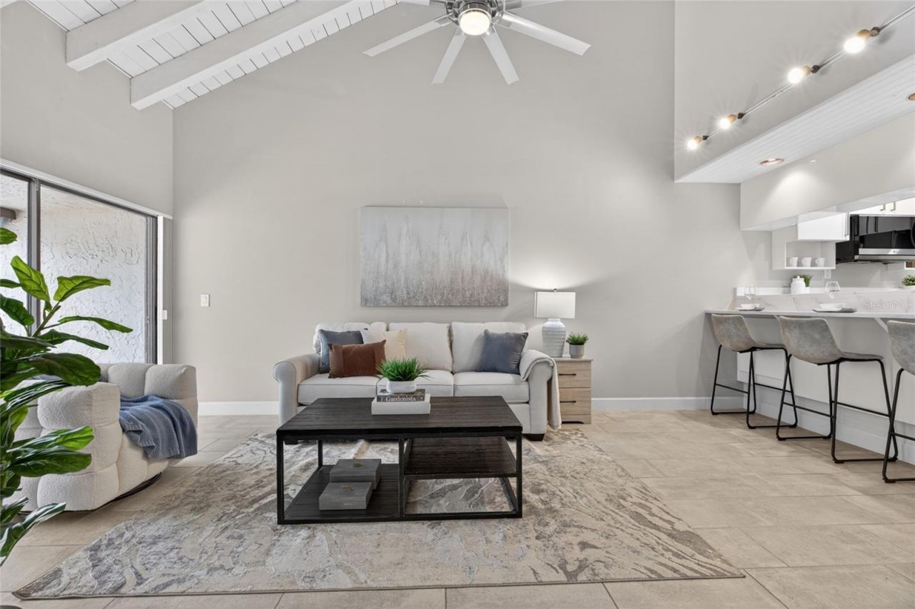4203 Fairway Run , Tampa, FL 33618 Photo