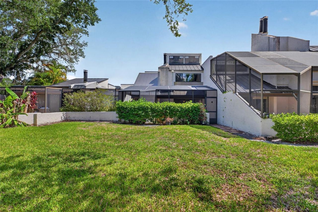 4203 Fairway Run , Tampa, FL 33618 Photo