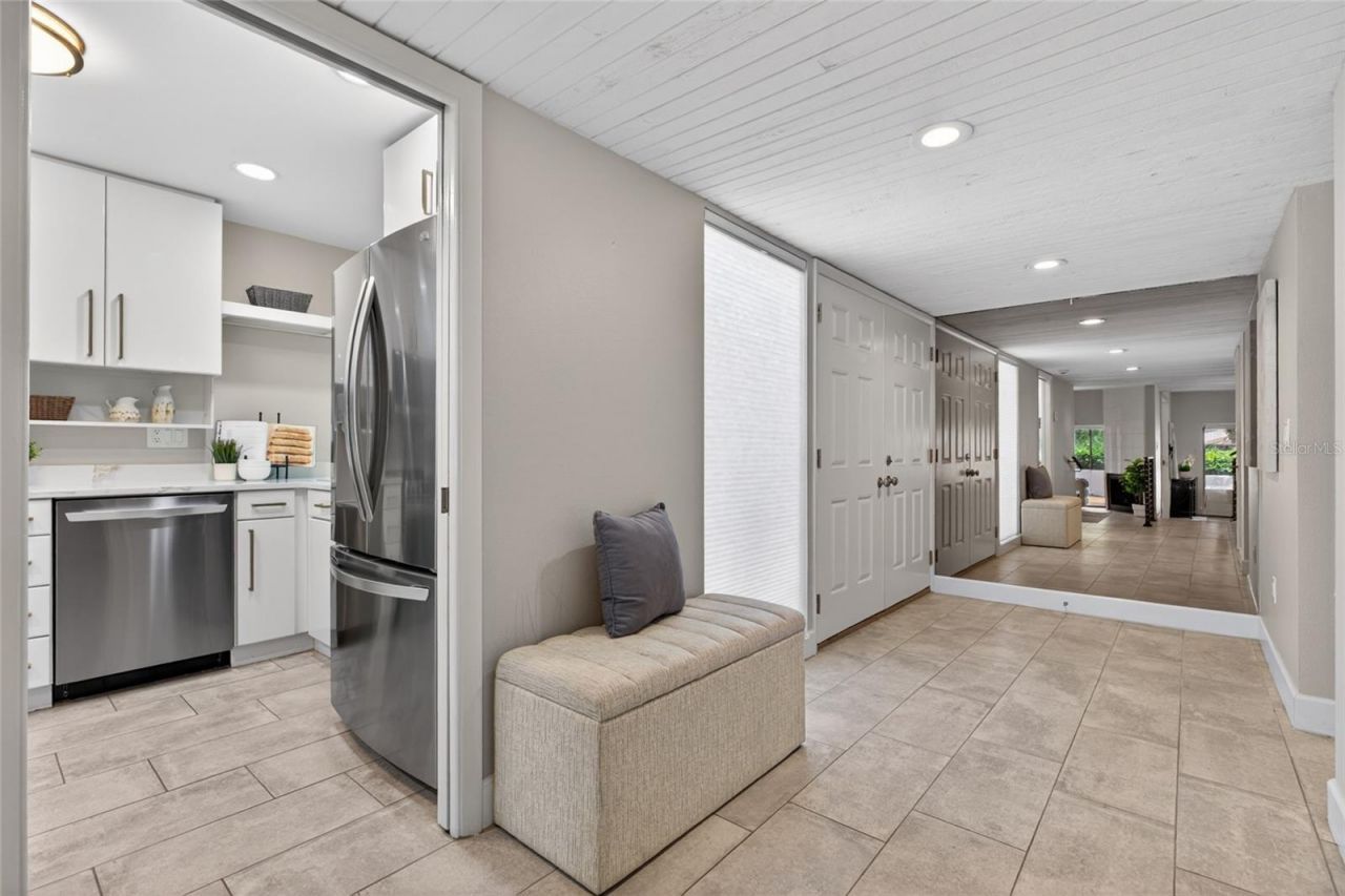 4203 Fairway Run , Tampa, FL 33618 Photo