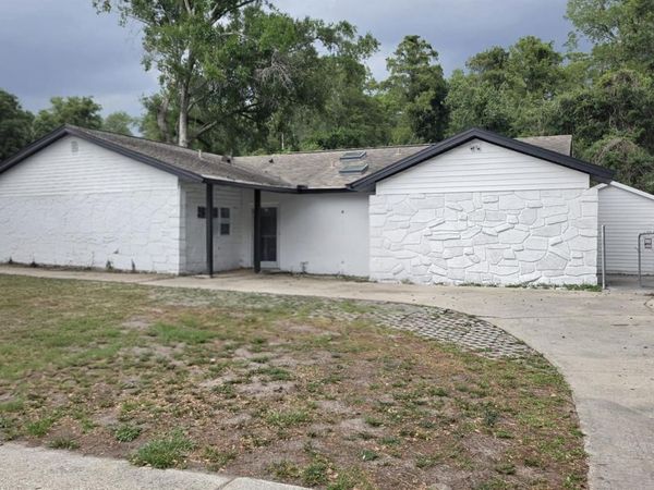 3129 W PARIS STREET , TAMPA, FL 33614