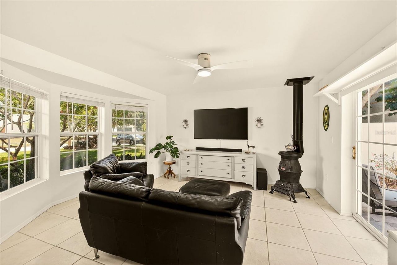 486 Belmist Court , Dunedin, FL 34698 Photo
