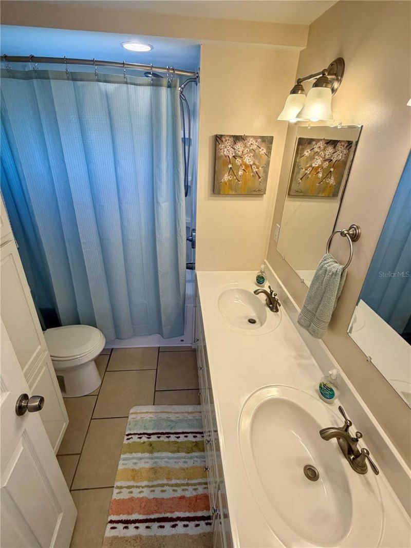 34527 Violet Drive N, Pinellas Park, FL 33781 Photo
