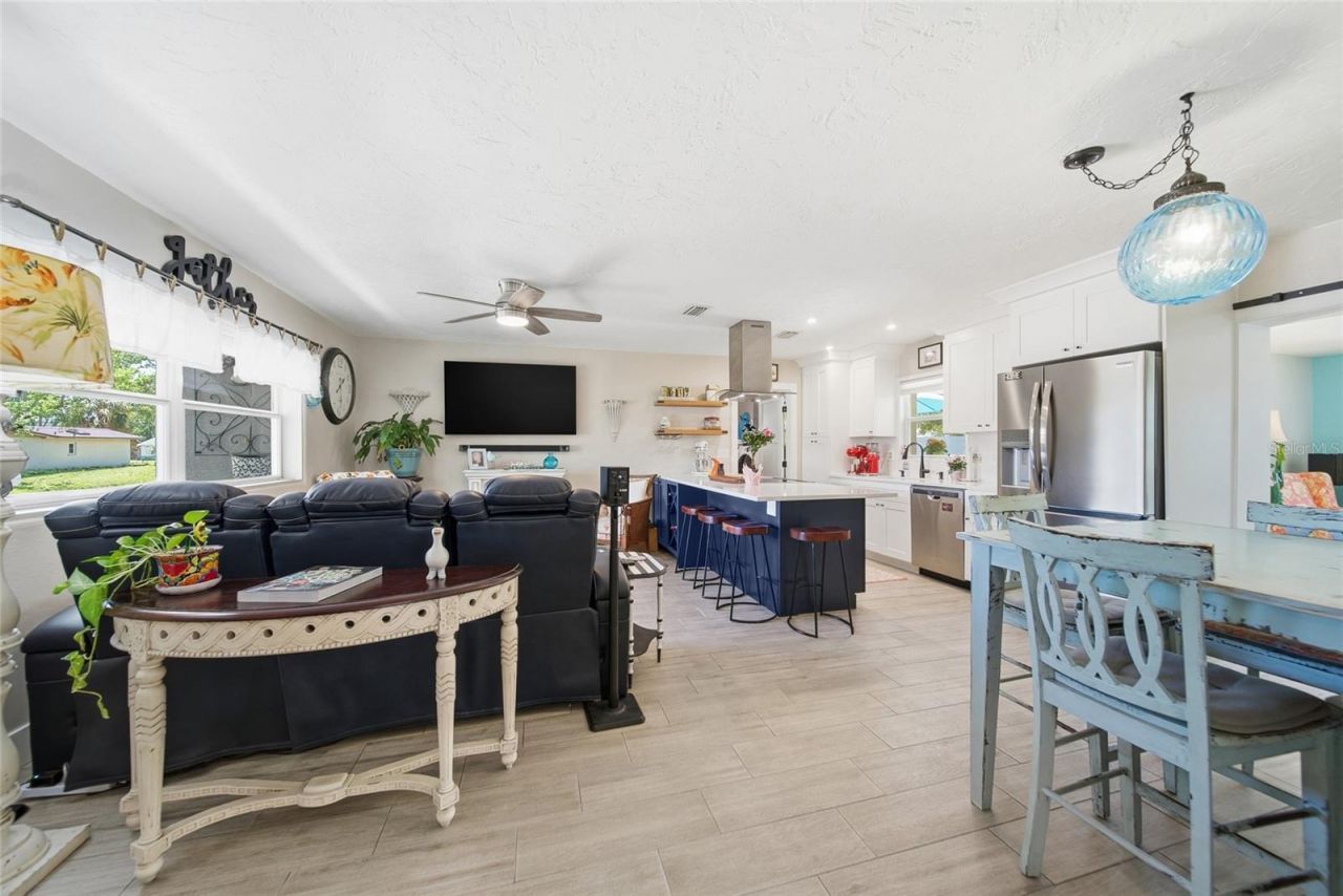 5548 Cedar Street Ne, Saint Petersburg, FL 33703 Photo