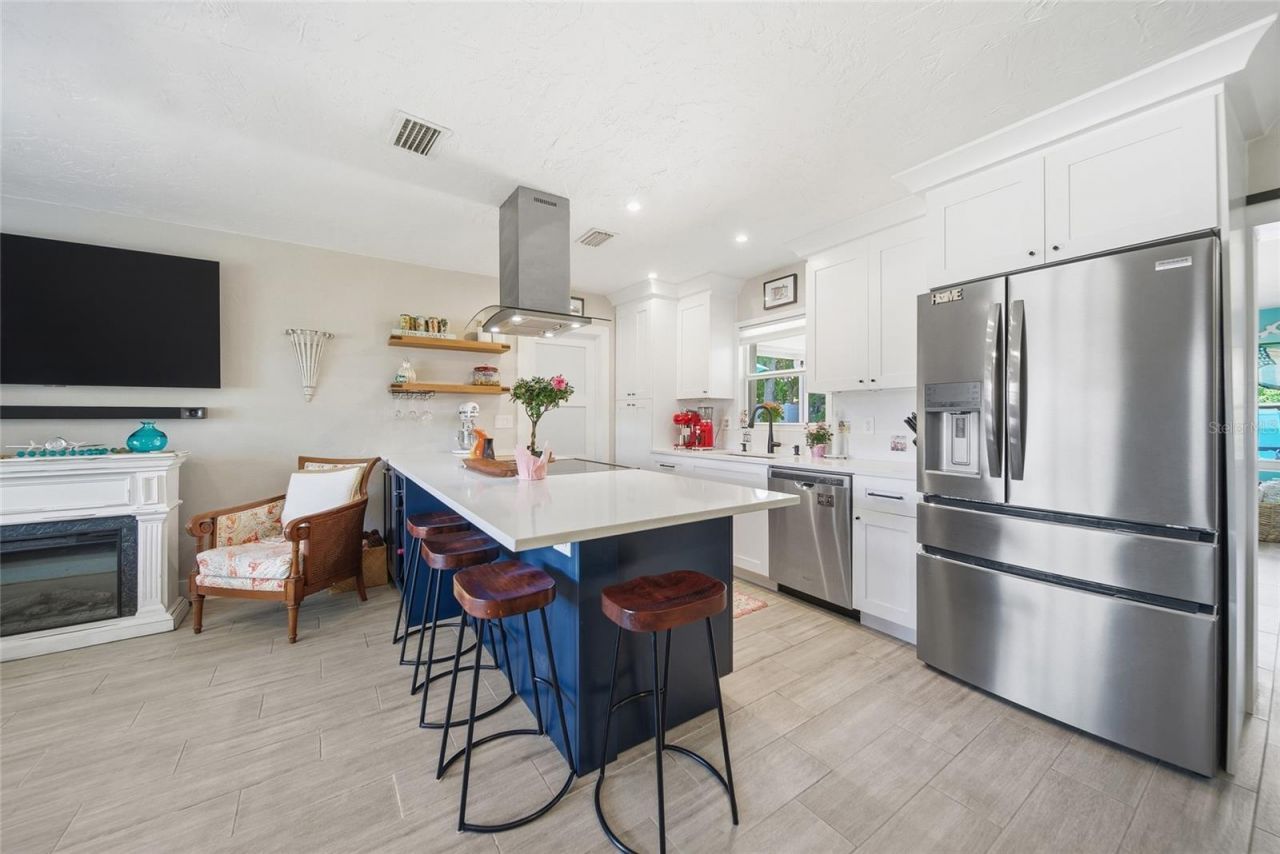 5548 Cedar Street Ne, Saint Petersburg, FL 33703 Photo