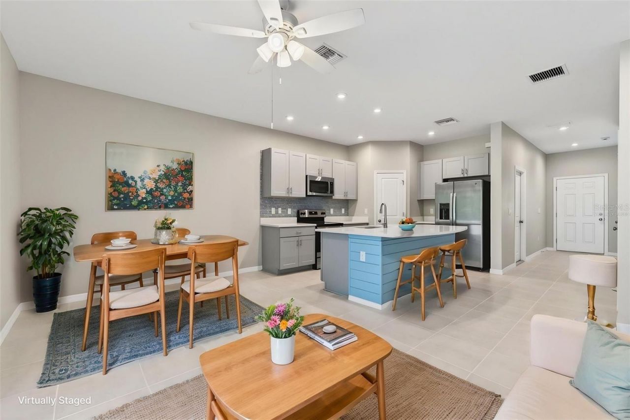6425 Fairmont Lane, Palmetto, FL 34221 Photo