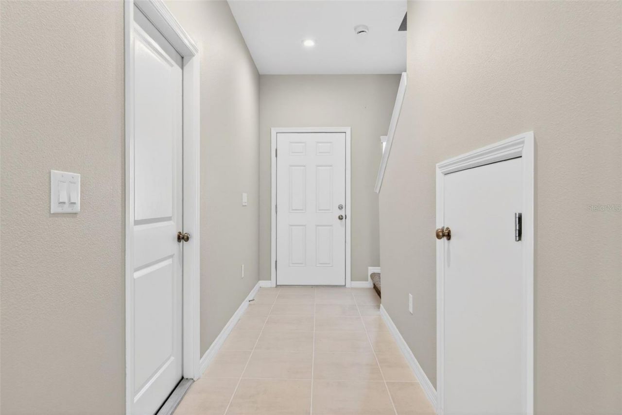 6425 Fairmont Lane, Palmetto, FL 34221 Photo