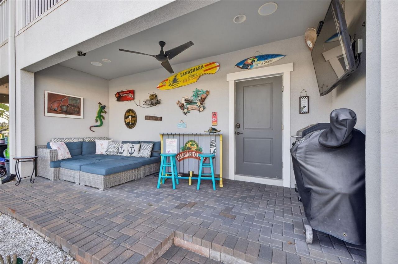 6080 Moorings Drive S, Saint Petersburg, FL 33712 Photo