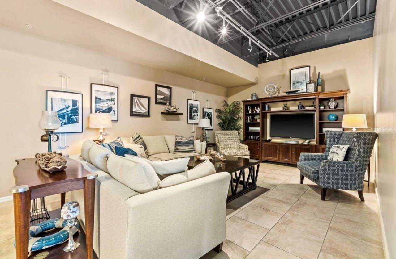 6080 Moorings Drive S, Saint Petersburg, FL 33712 Photo