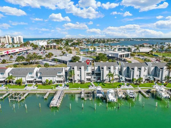 169 MEDALLION BOULEVARD , Unit E, MADEIRA BEACH, FL 33708