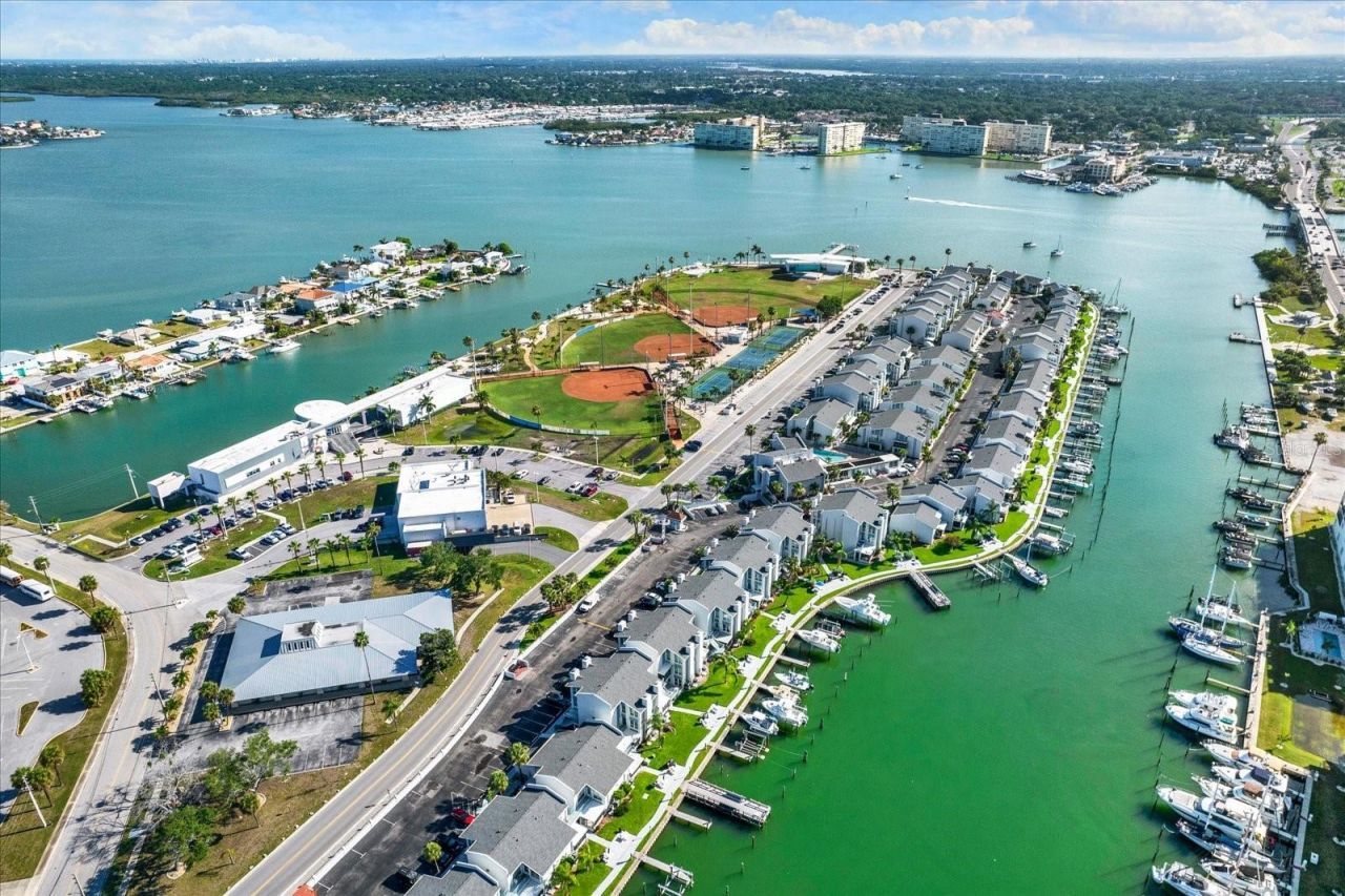 169 Medallion Boulevard , Unit E, Madeira Beach, FL 33708 Photo