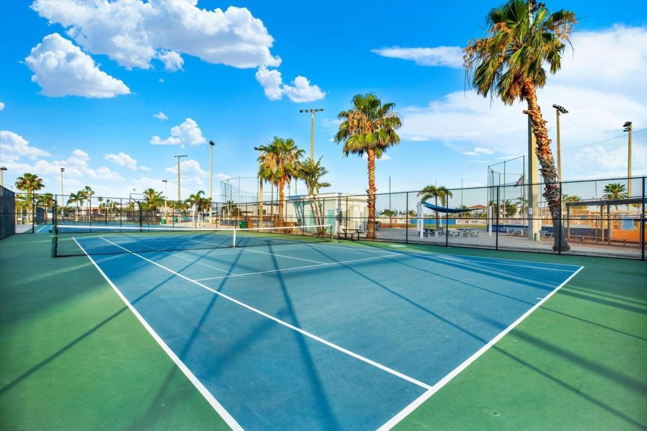 169 Medallion Boulevard , Unit E, Madeira Beach, FL 33708 Photo