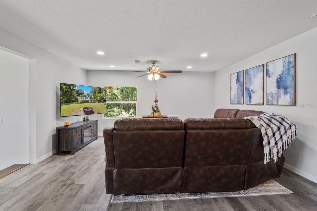 15471 NW 46th Lane, Chiefland, FL 32626 Photo