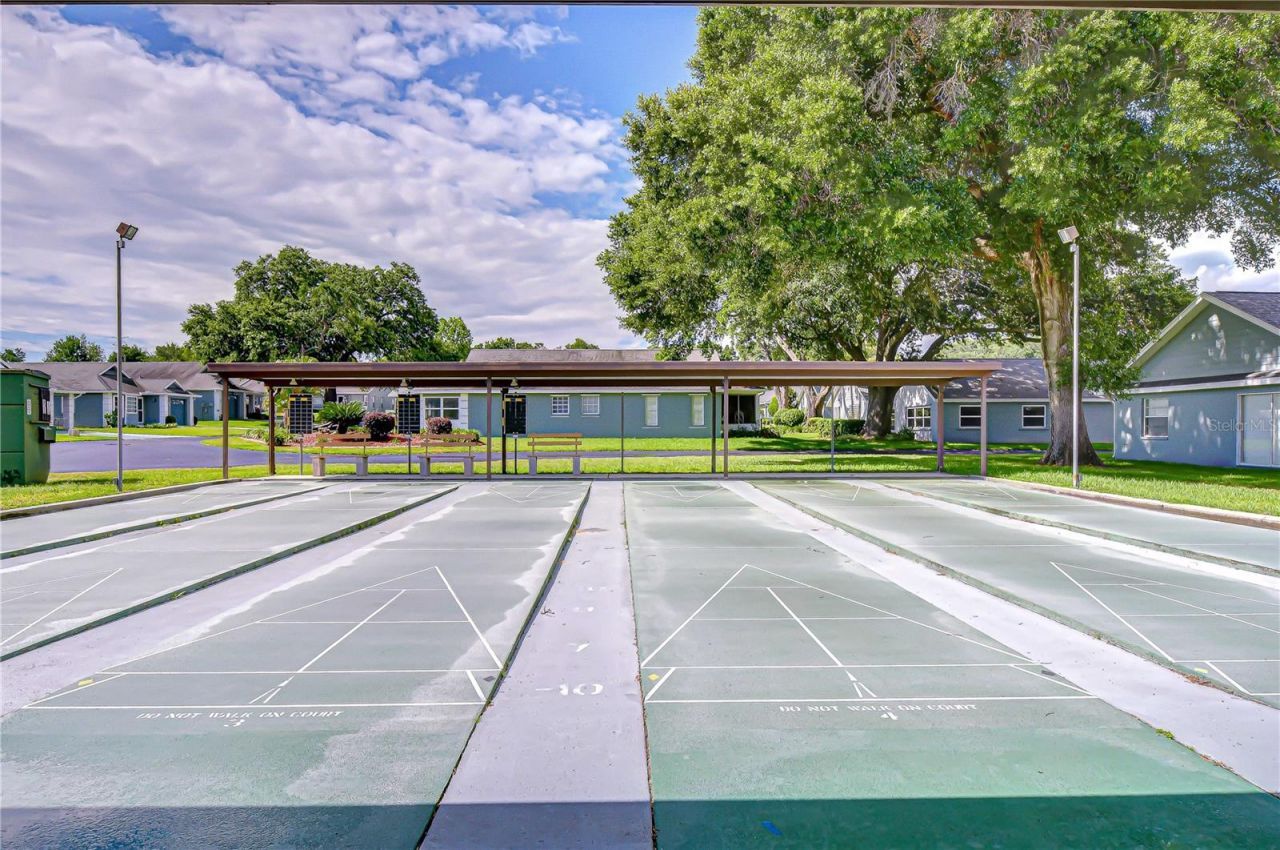 38235 Boxwood Drive , Unit 38235, Zephyrhills, FL 33542 Photo