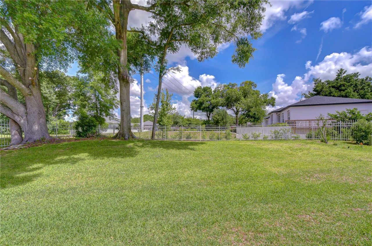 38235 Boxwood Drive , Unit 38235, Zephyrhills, FL 33542 Photo