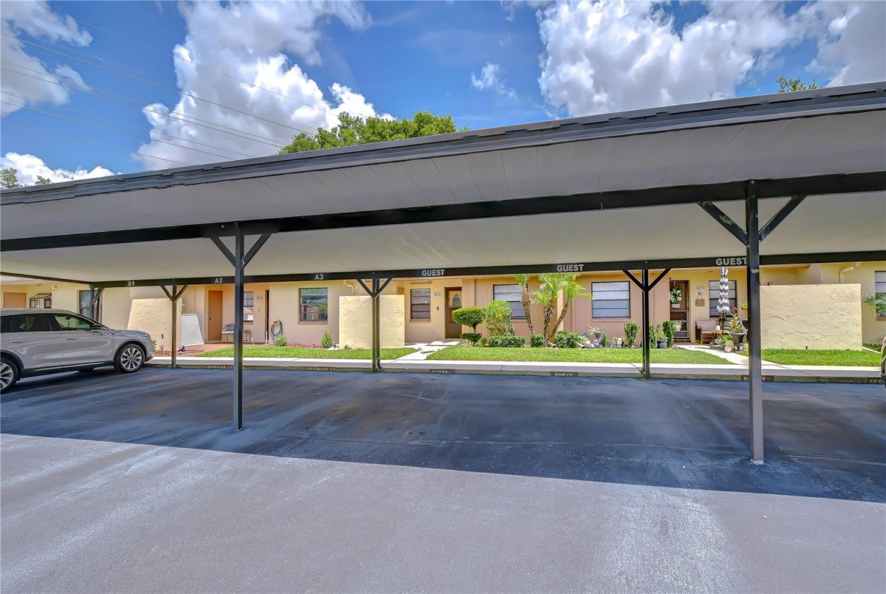 38235 Boxwood Drive , Unit 38235, Zephyrhills, FL 33542 Photo