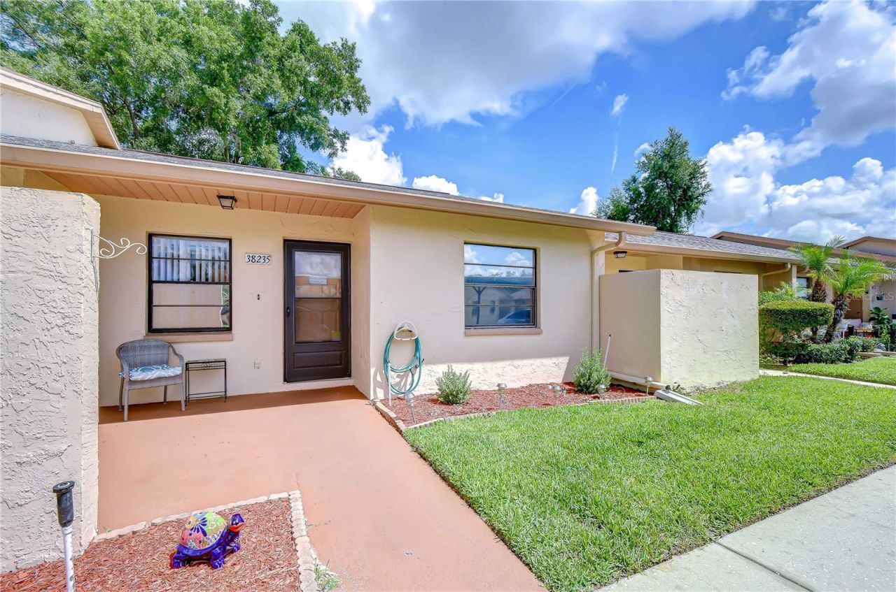 38235 Boxwood Drive , Unit 38235, Zephyrhills, FL 33542 Photo