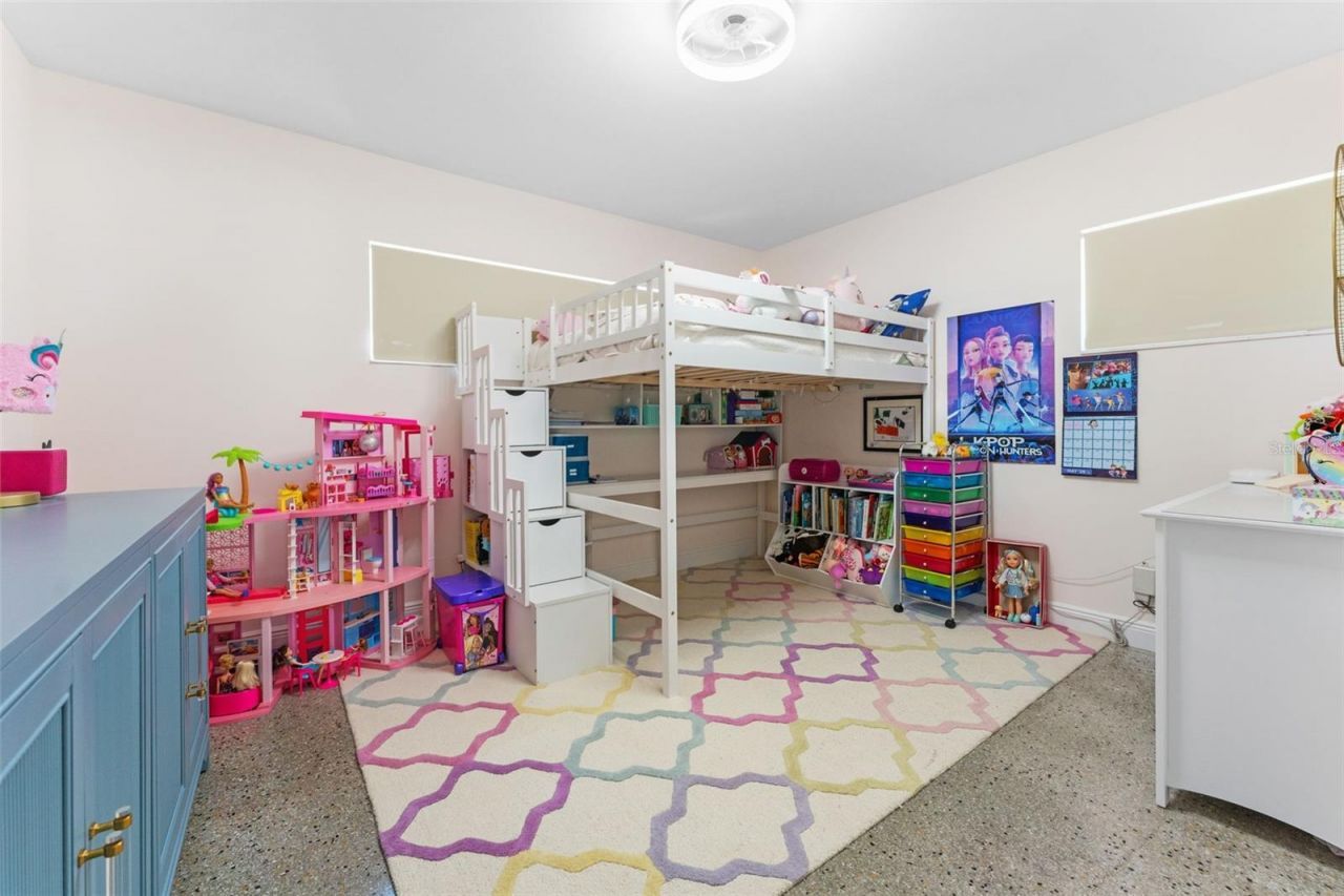 4810 Arrowwood Drive, Tampa, FL 33615 Photo