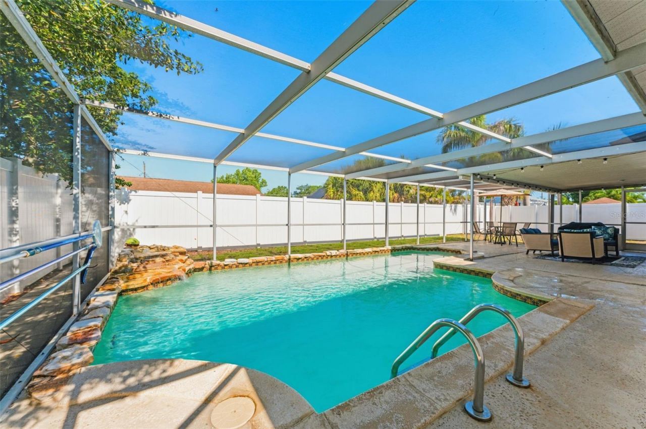 4810 Arrowwood Drive, Tampa, FL 33615 Photo