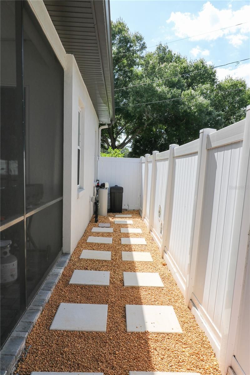 6308 S Clark Avenue , Tampa, FL 33616 Photo