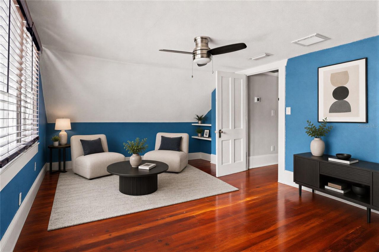 904 W Henry Avenue , Tampa, FL 33604 Photo