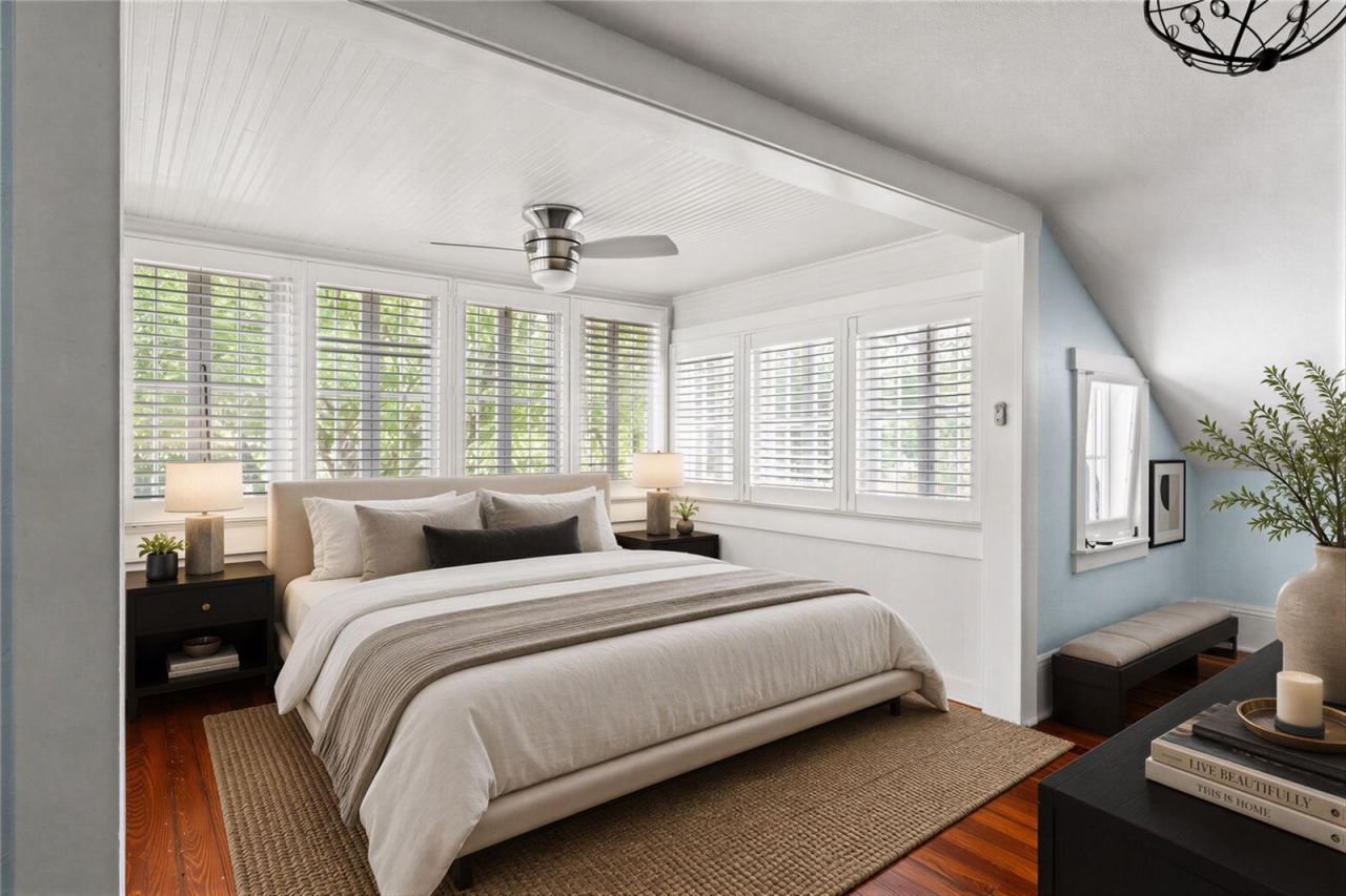 904 W Henry Avenue , Tampa, FL 33604 Photo