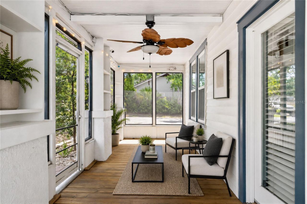 904 W Henry Avenue , Tampa, FL 33604 Photo