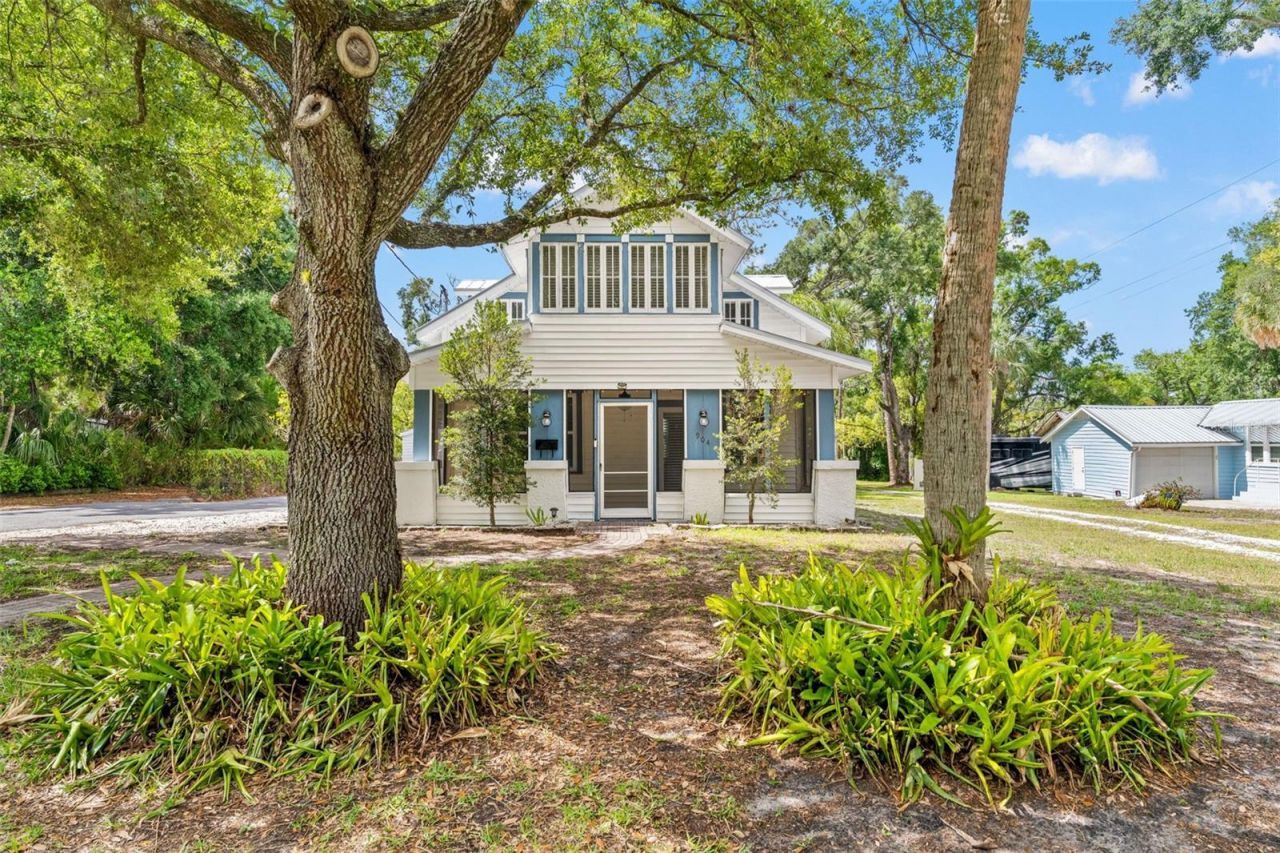 904 W Henry Avenue , Tampa, FL 33604 Photo