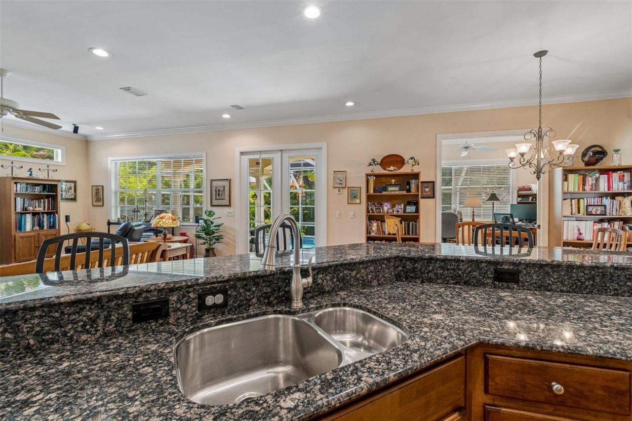 107 Bermuda Avenue , Tampa, FL 33606 Photo