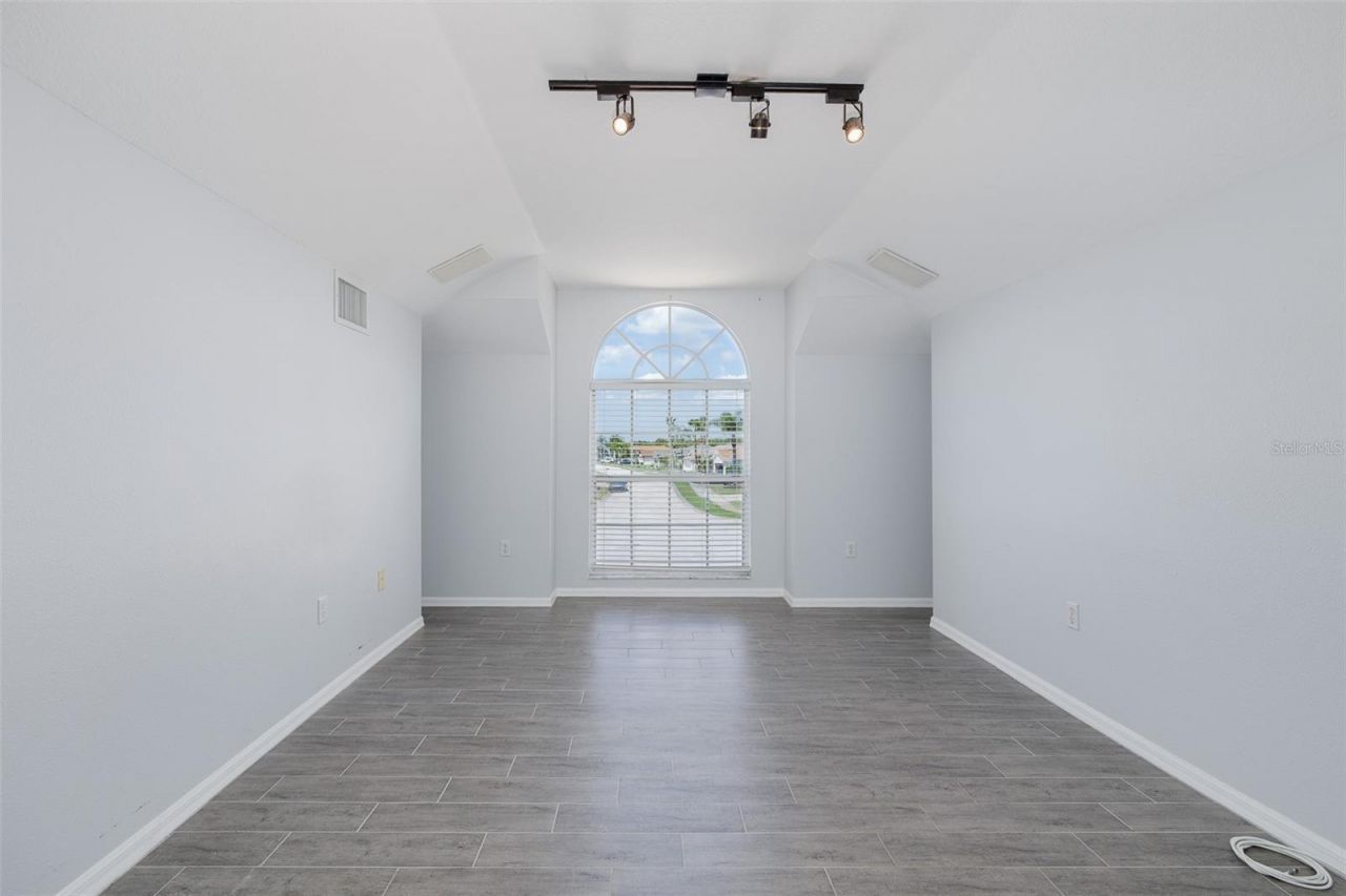 8918 Linebrook Drive , Trinity, FL 34655 Photo
