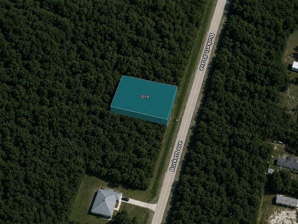 7019 BURKETT AVENUE , SEBRING, FL 33875