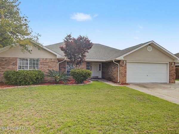 14130 Millie Street, D'Iberville, MS 39540