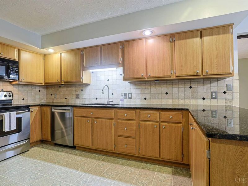 1289 Elizabeth Drive, Hamilton, OH 45013 Photo 18