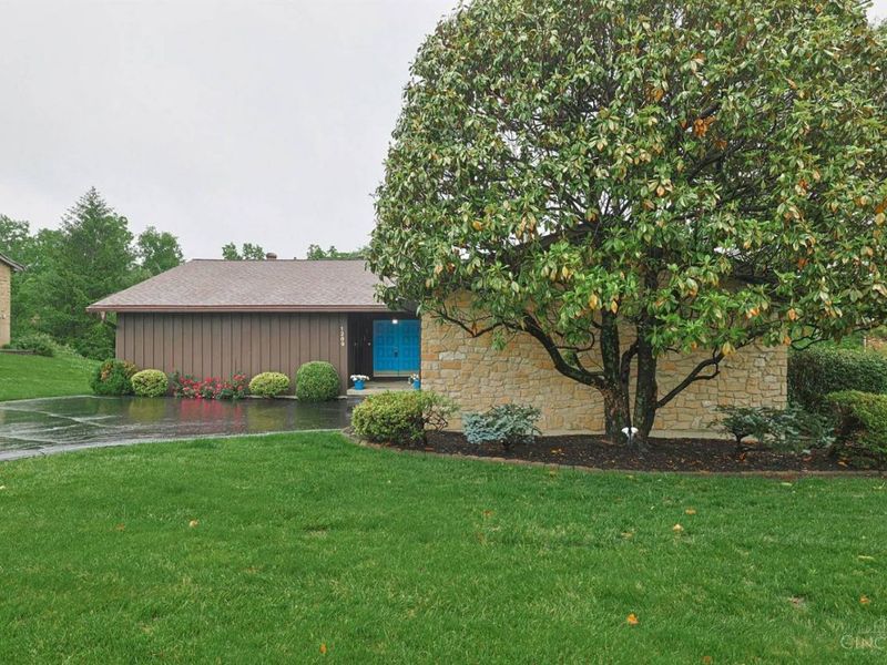 1289 Elizabeth Drive, Hamilton, OH 45013 Photo 2