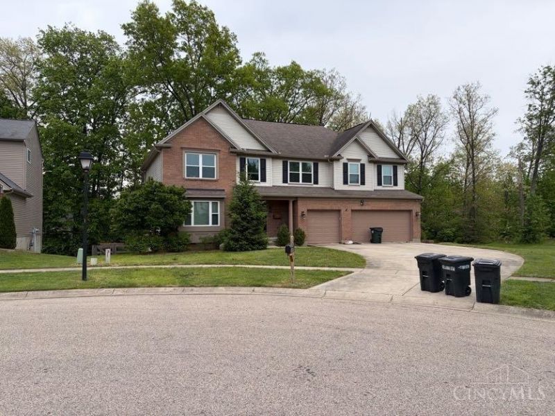 1076 Oak Forest Drive, Hamilton Twp, OH 45152 Photo 1