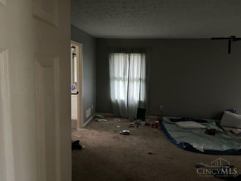 1076 Oak Forest Drive, Hamilton Twp, OH 45152 Photo 16